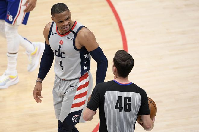 上的年轻天 上的年轻天