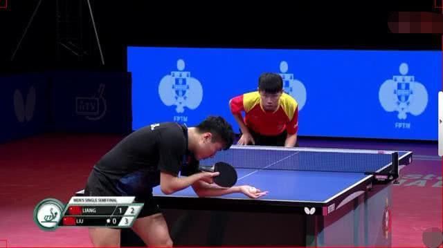 一档访谈中 一档访谈中